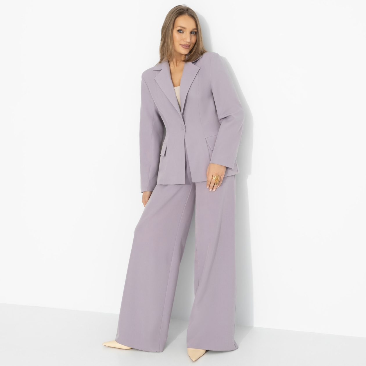 В правильном свете. Состав: 95% полиэстер, 5% эластан