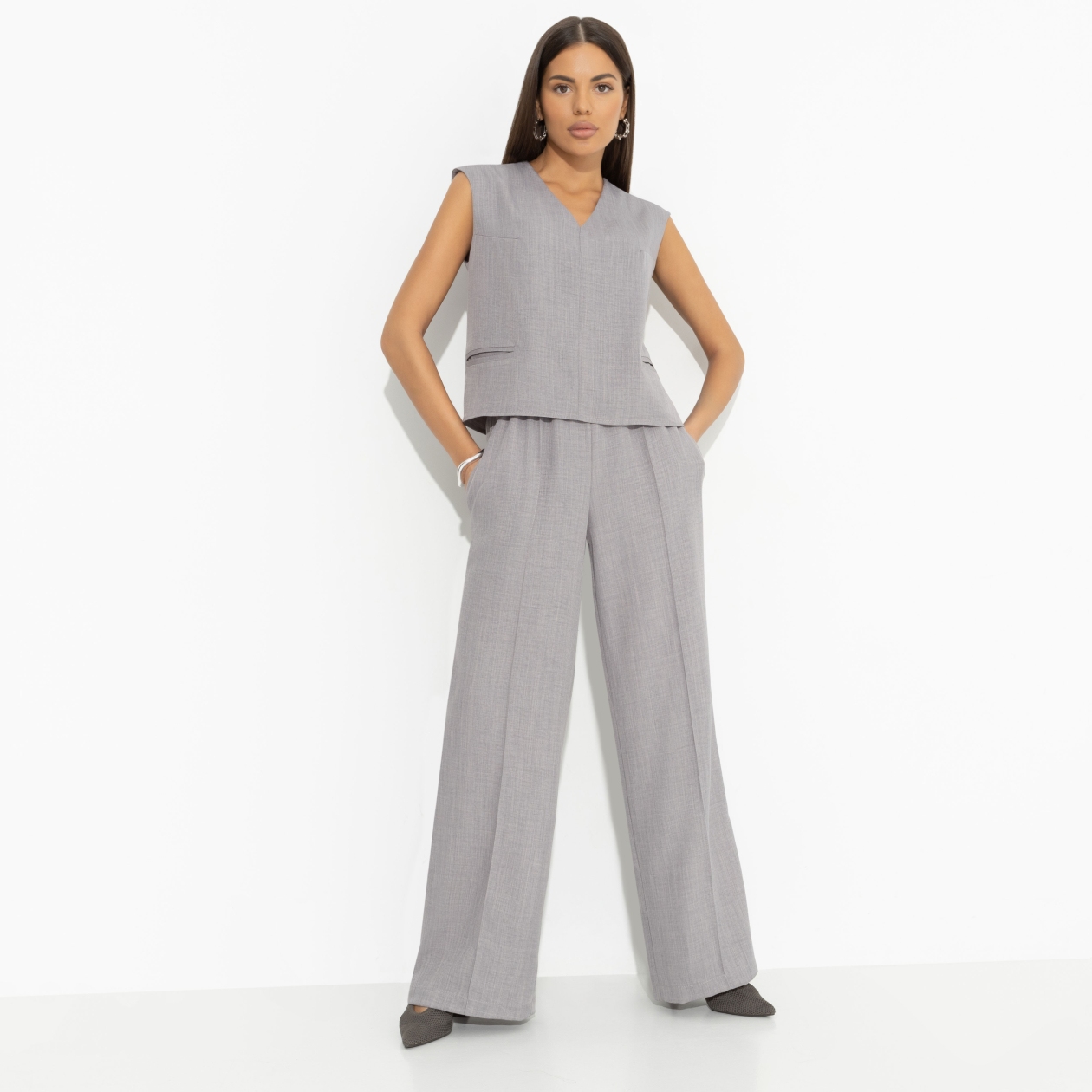 Строго по моде. Состав: 100% полиэстер