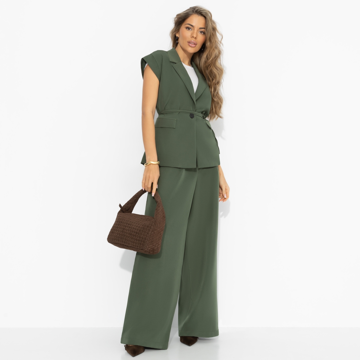 Слишком модно (зелёный). Состав: 60% полиэстер, 37% вискоза, 3% спандекс