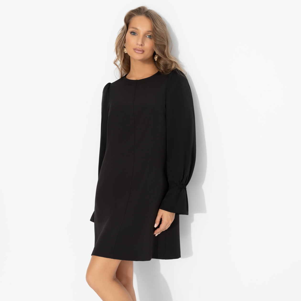 Платье Дерзкая леди (черное). Состав: 60%  п/э, 37%  вискоза, 3% спандекс