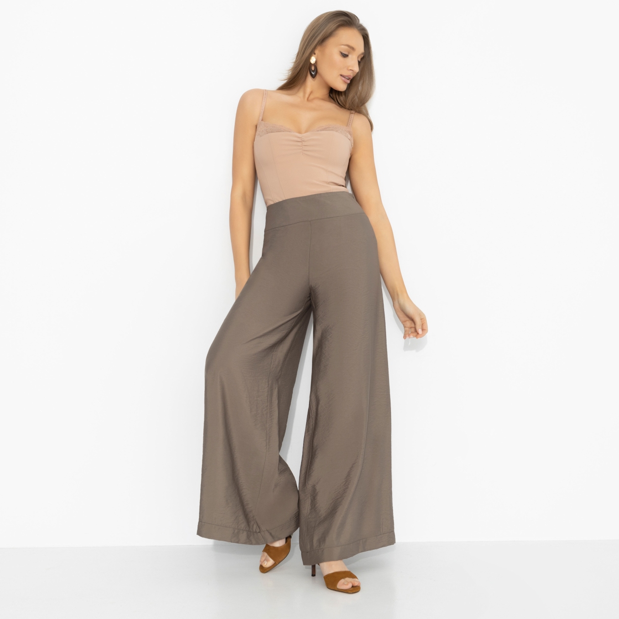 Красиво жить (хаки). Состав: 75% вискоза, 25% нейлон