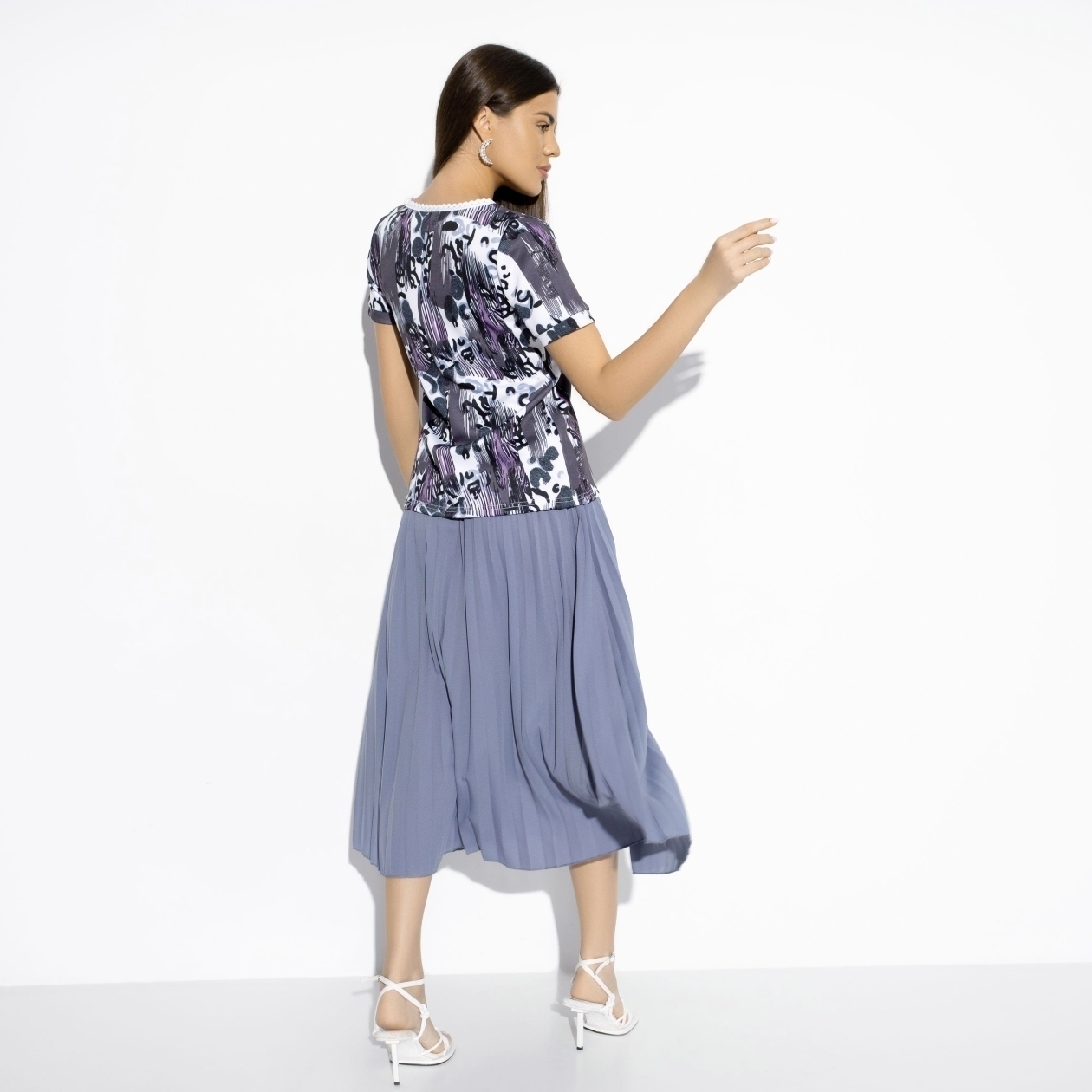 Футболка Любовь рядом (exotic). Состав: 97% полиэстер, 3% спандекс