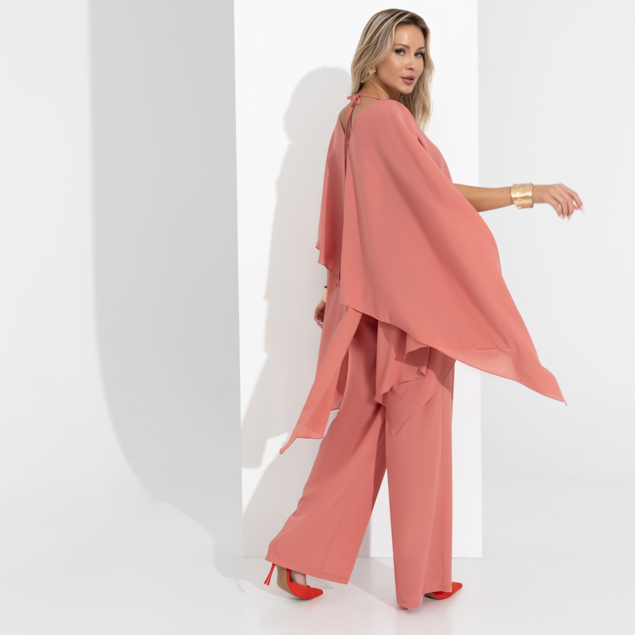 Брючный костюм Мои привилегии (2 в 1). Состав: 95% п/э, 5% спандекс