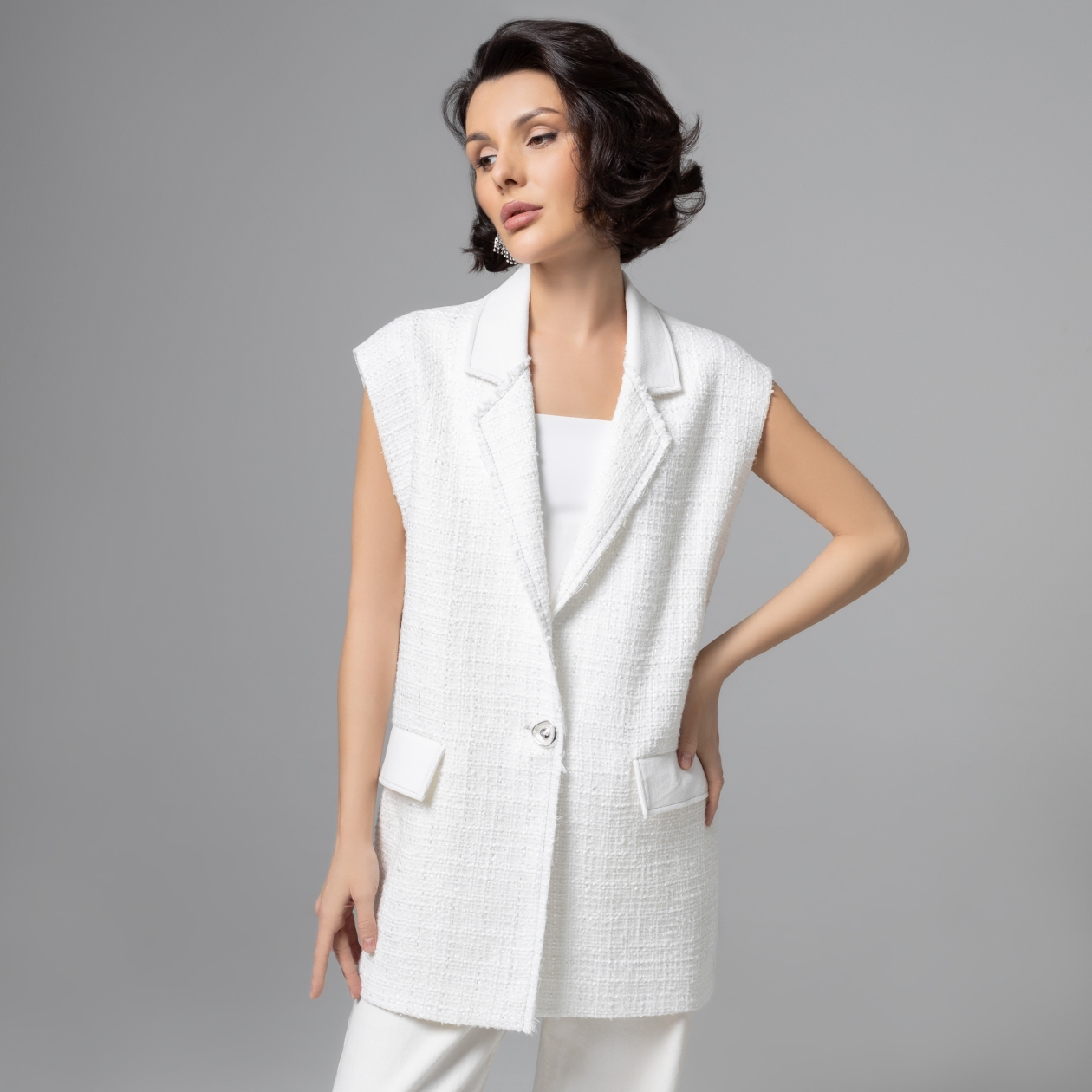 Карьерный взлет (античный белый) . Состав: 65% п/э, 35% вискоза