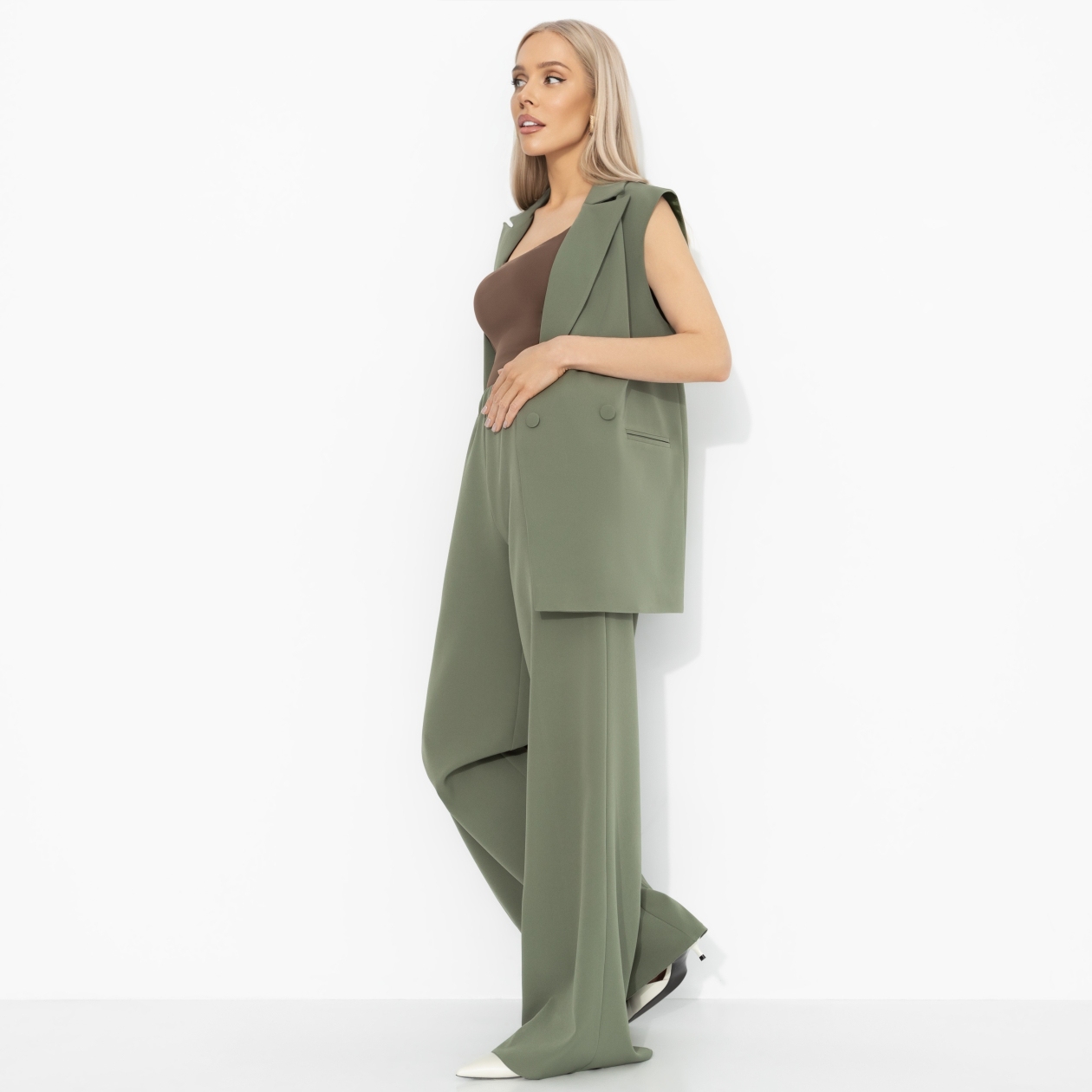 Брючный комплект Сценарий успеха (хаки, 2 в 1). Состав: 95% полиэстер, 5% эластан