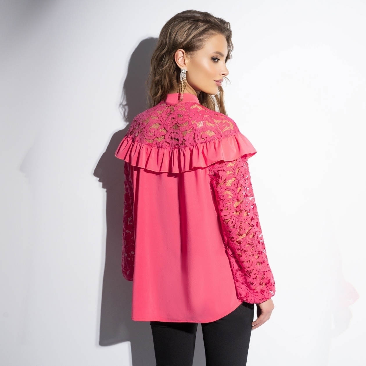 Королева момента (розовая). Состав: 98% п/э, 2% спандекс