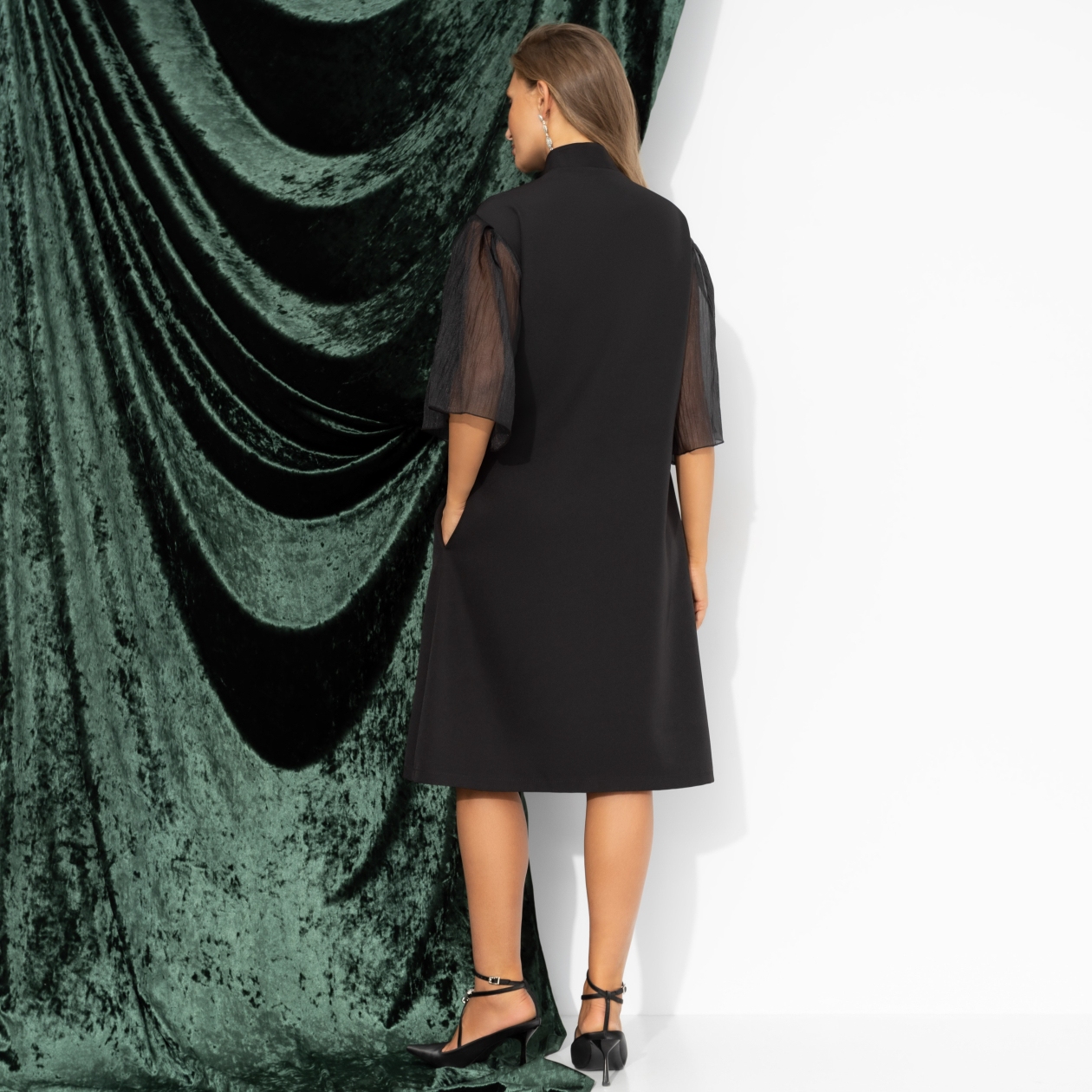 Платье Море волнуется (люкс). Состав: 60% п/э, 37% вискоза, 3% спандекс