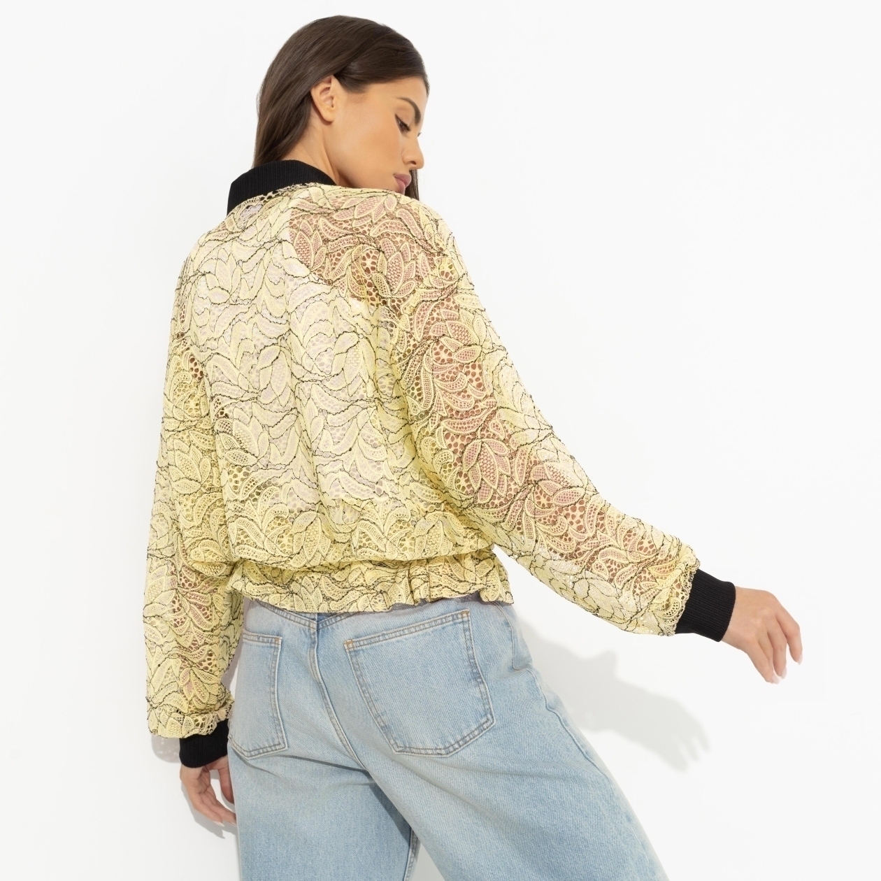 Бомбер Эпичный шик (стайл). Состав: 95% полиэстер, 5% спандекс