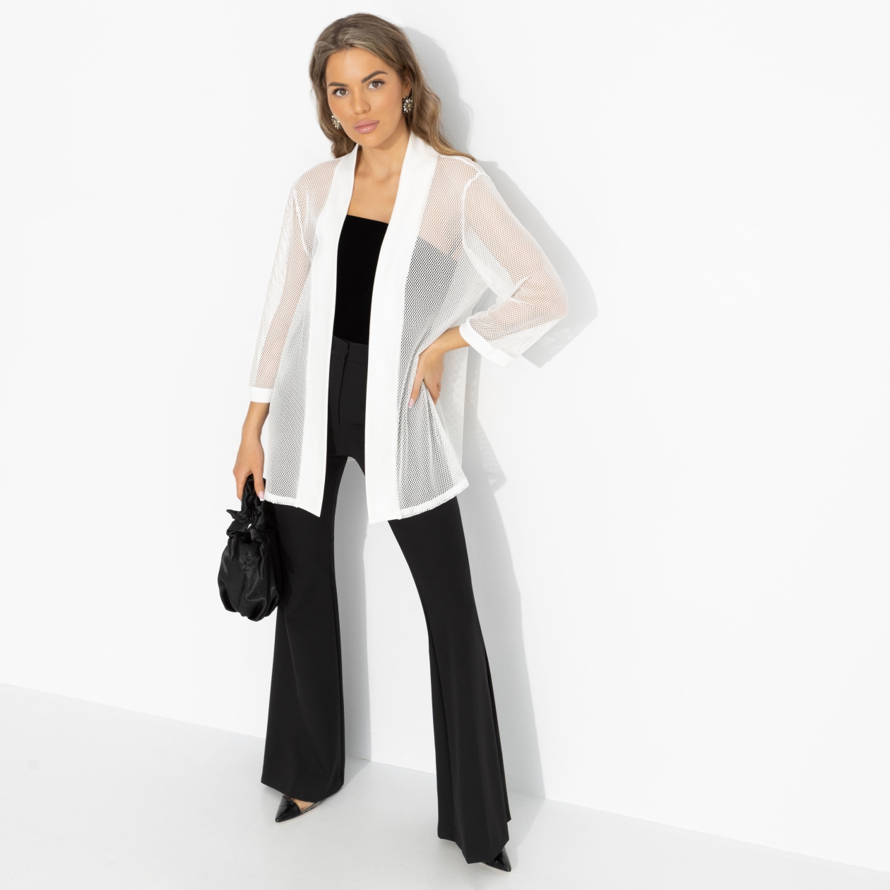 Для стильного образа (белый). Состав: 95% п/э, 5% стрейч