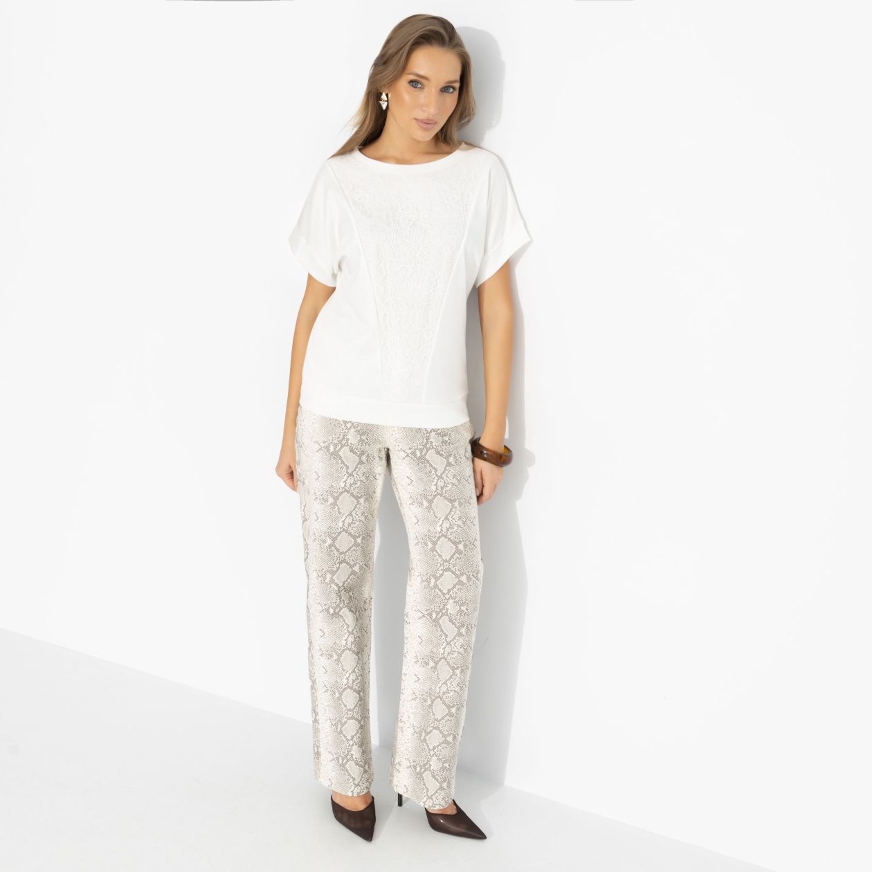 Всегда иначе (молочная). Состав: 65% п/э, 30% вискоза, 5% стрейч