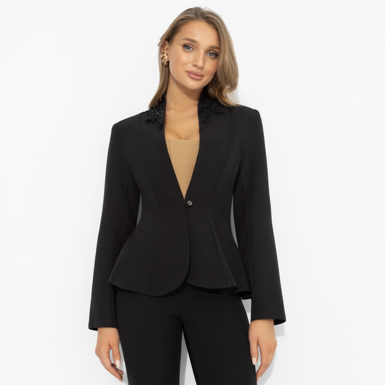 Жакет Красиво быть смелой. Состав: 95% полиэстер, 5% эластан