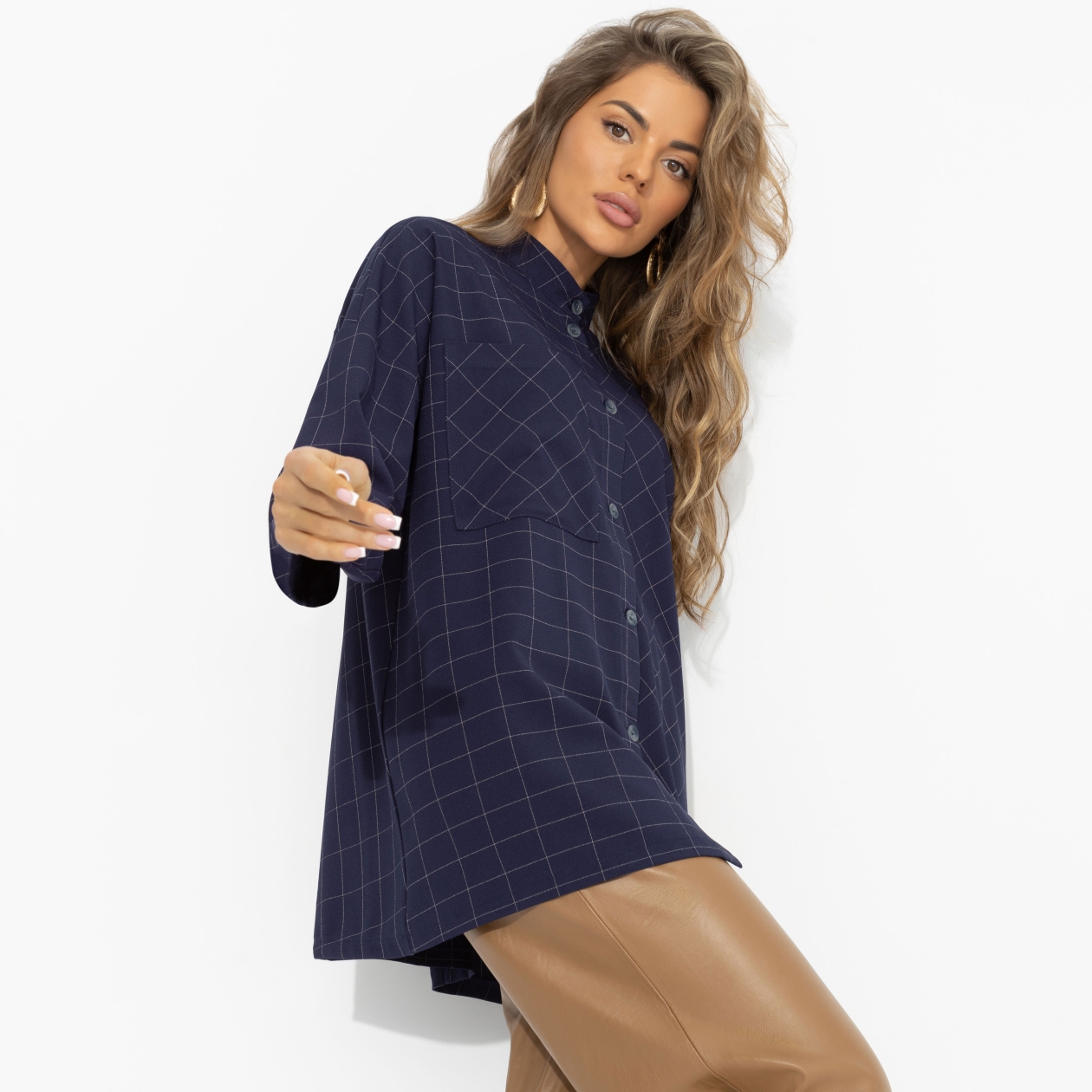 Против обычного. Состав: 96% п/э, 4% спандекс