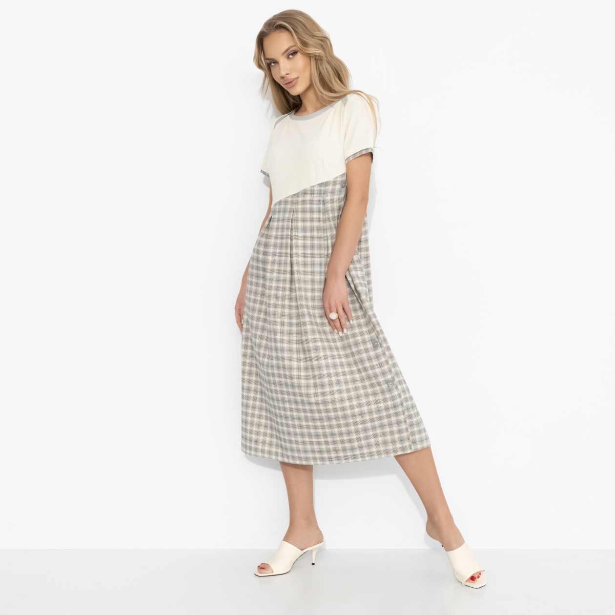 Платье Архитектура стиля. Состав: 65% п/э, 30% вискоза, 5% спандекс