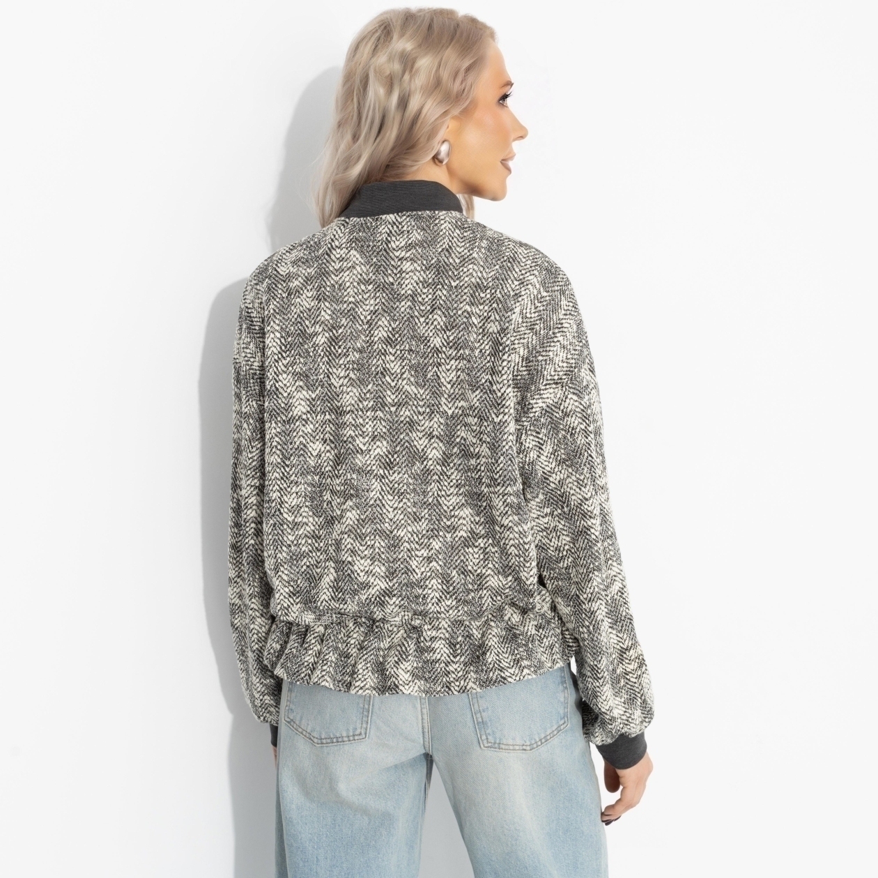 Бомбер Эпичный шик (фэшн). Состав: 50% хлопок, 10% вискоза, 35% п/э, 5% спандекс