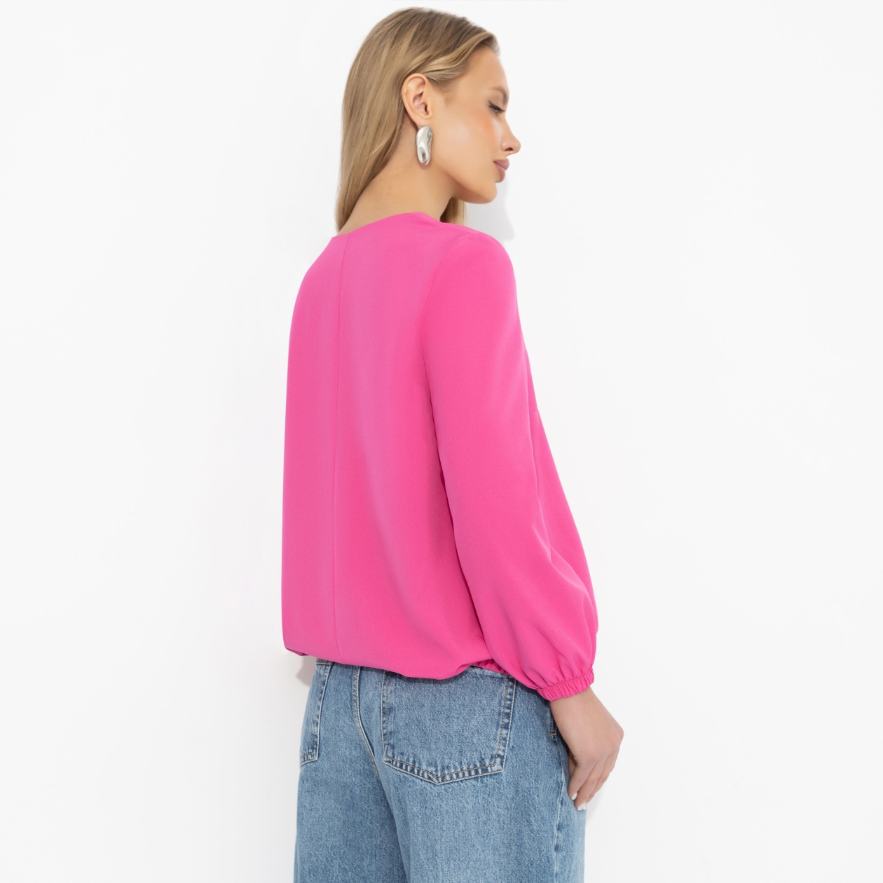 Блуза В зоне внимания (розовый пион). Состав: 95% п/э, 5% эластан