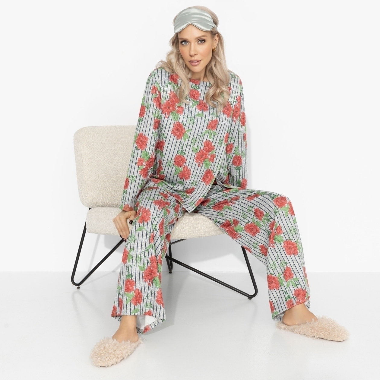 Брючный комплект Уют вдвоём (2 в 1, лёгкость). Состав: 65% п/э, 30% вискоза, 5% спандекс