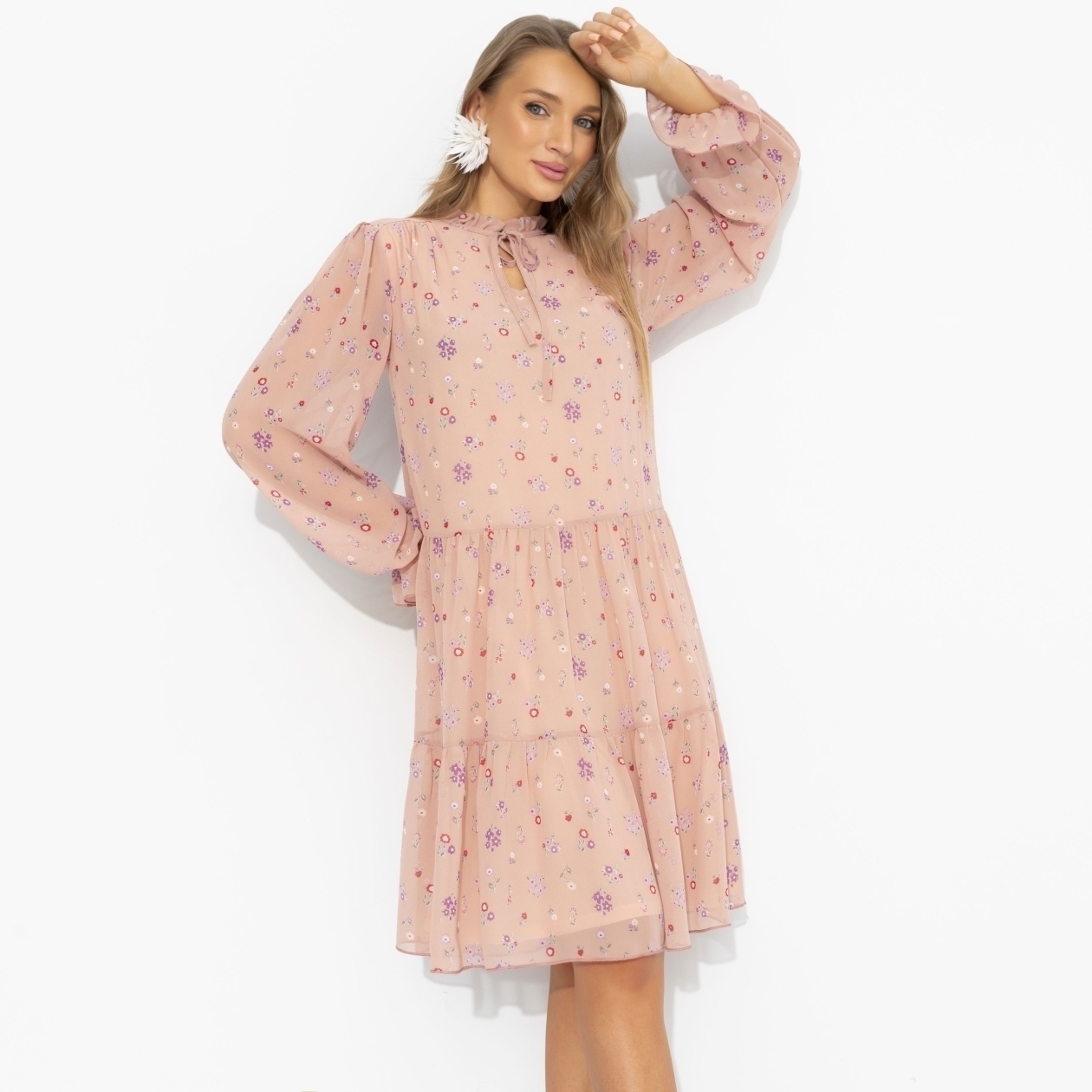 Поразительно красива (романтика). Состав: 98% п/э, 2% спандекс