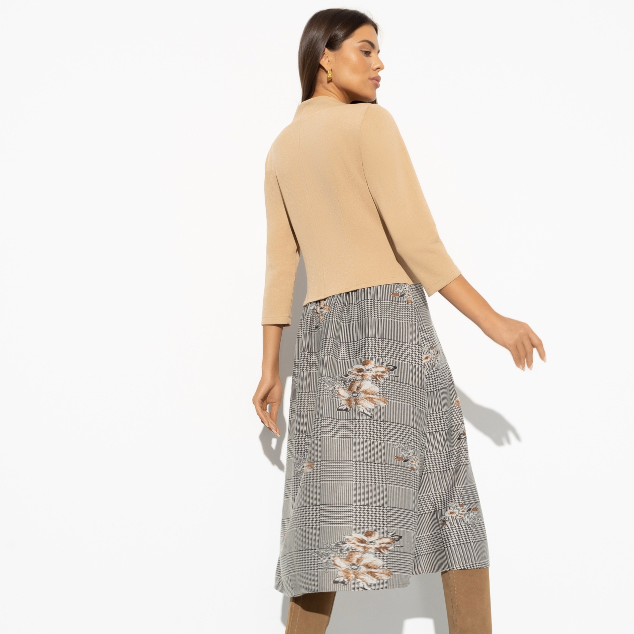 Платье Выбор эксперта (new). Состав: 65% п/э, 30% вискоза, 5% спандекс