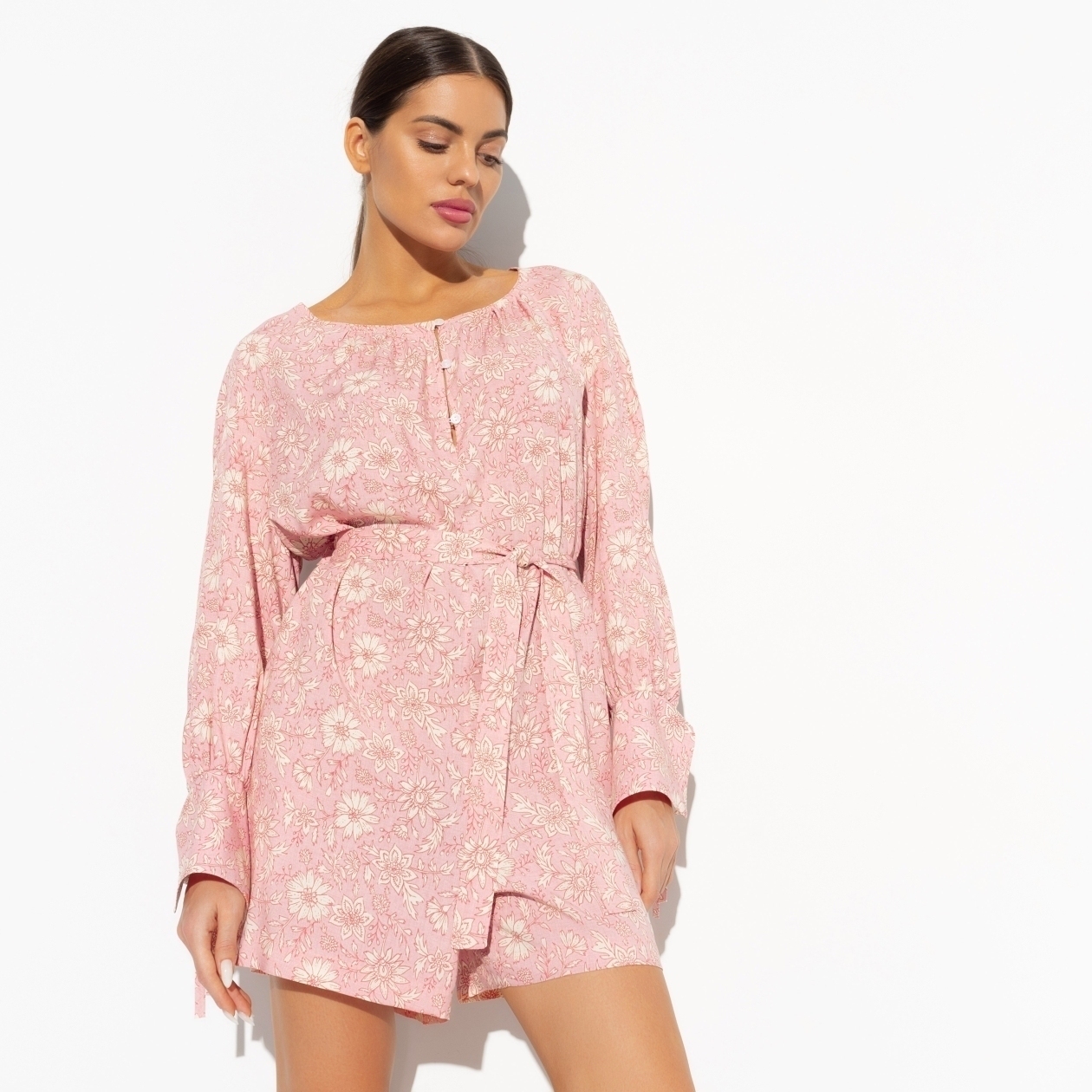 Комбинезон Не забудь влюбиться (шик, с поясом). Состав: 100% вискоза