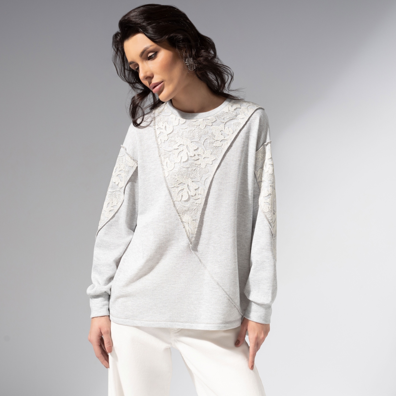 
Свитшот комбинированный с кружевом, Границы нежности (серый)