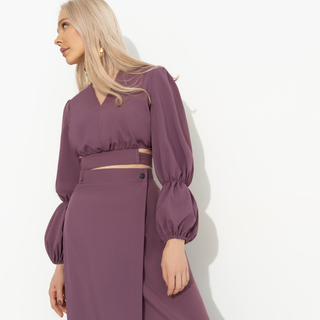 Комплект с юбкой Когда хочешь вау-эффекта (бордовый). Состав: 95% полиэстер, 5% эластан