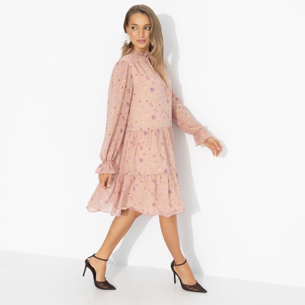 Платье Поразительно красива (романтика). Состав: 98% п/э, 2% спандекс