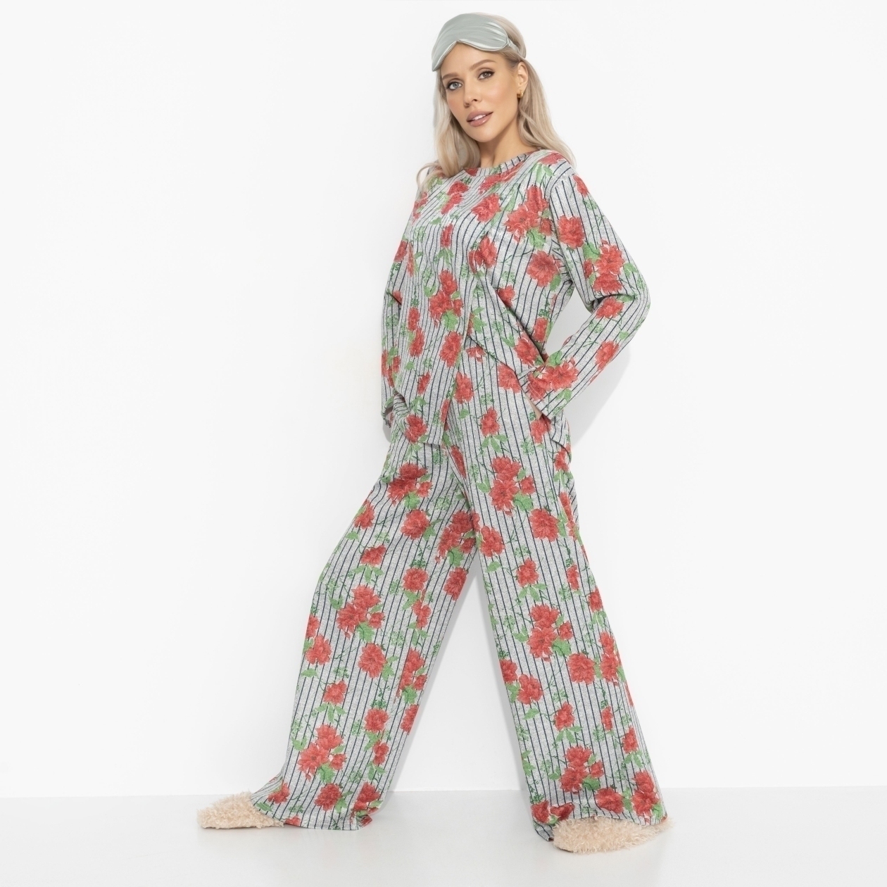 Брючный комплект Уют вдвоём (2 в 1, лёгкость). Состав: 65% п/э, 30% вискоза, 5% спандекс