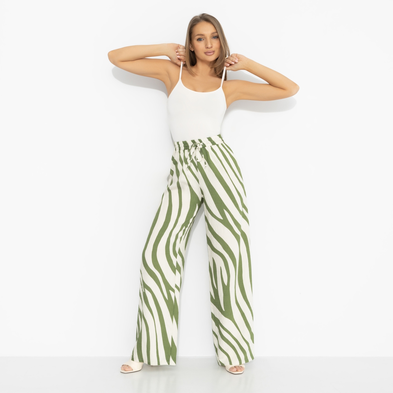 Двойка Красиво и точка. Состав: 85% вискоза, 15% нейлон