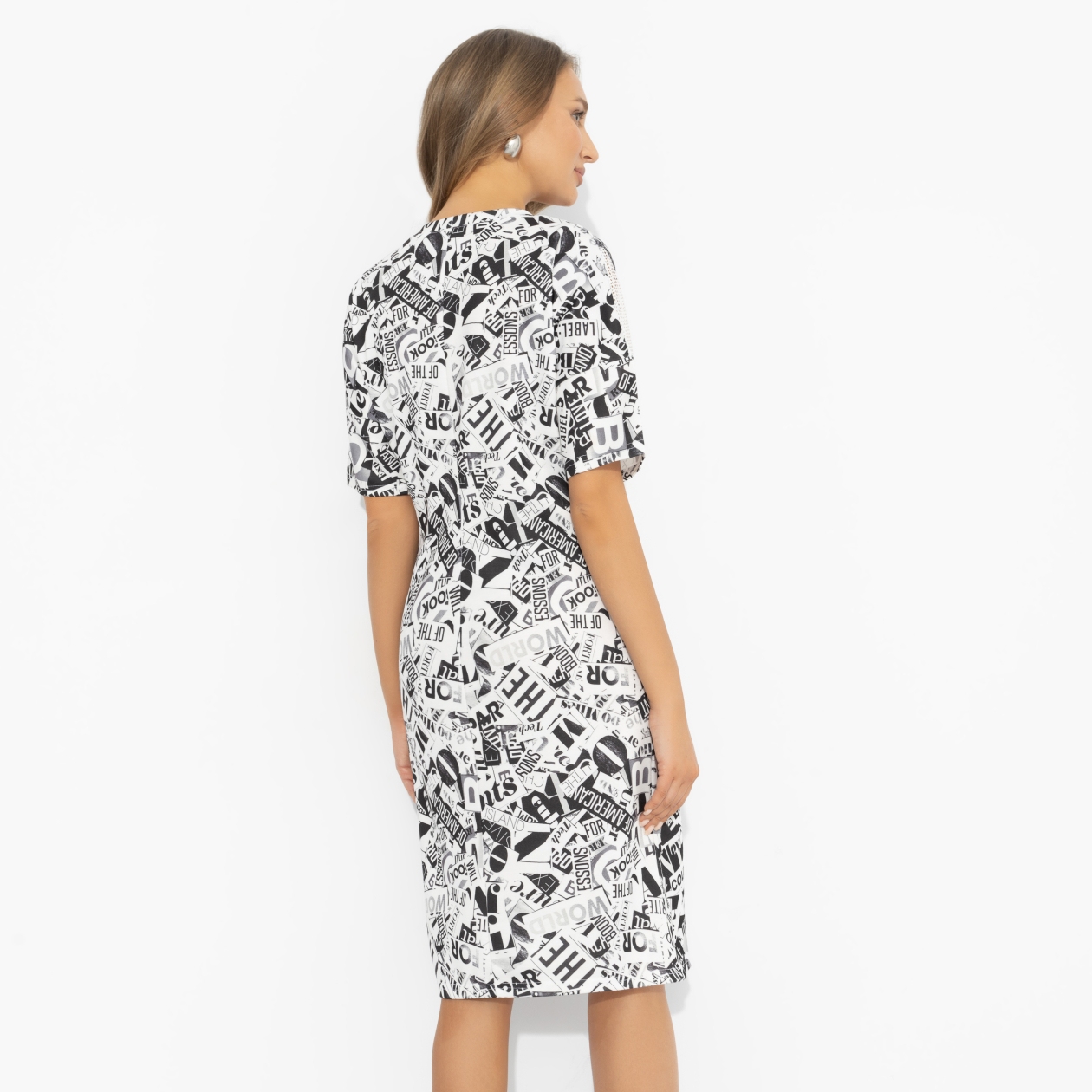 Платье Не по правилам (стиль). Состав: 65% полиэстер, 30% вискоза, 5% стрейч