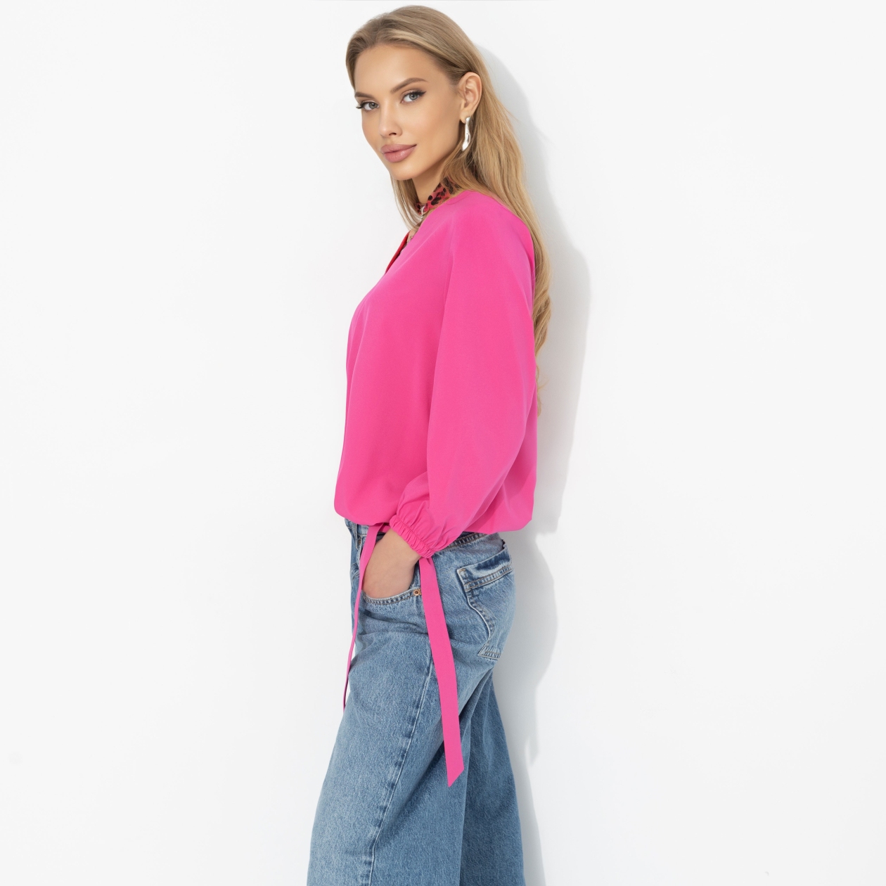 Блуза В зоне внимания (розовый пион). Состав: 95% п/э, 5% эластан