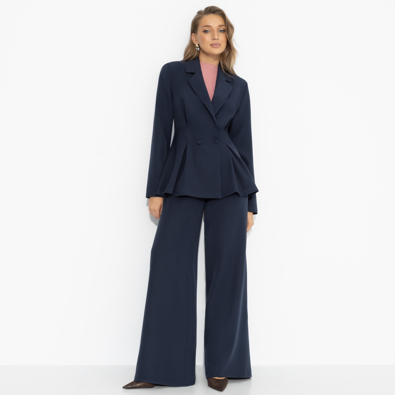 Брючный костюм Стильный коллектив (ночное небо). Состав: 95% полиэстер, 5% эластан