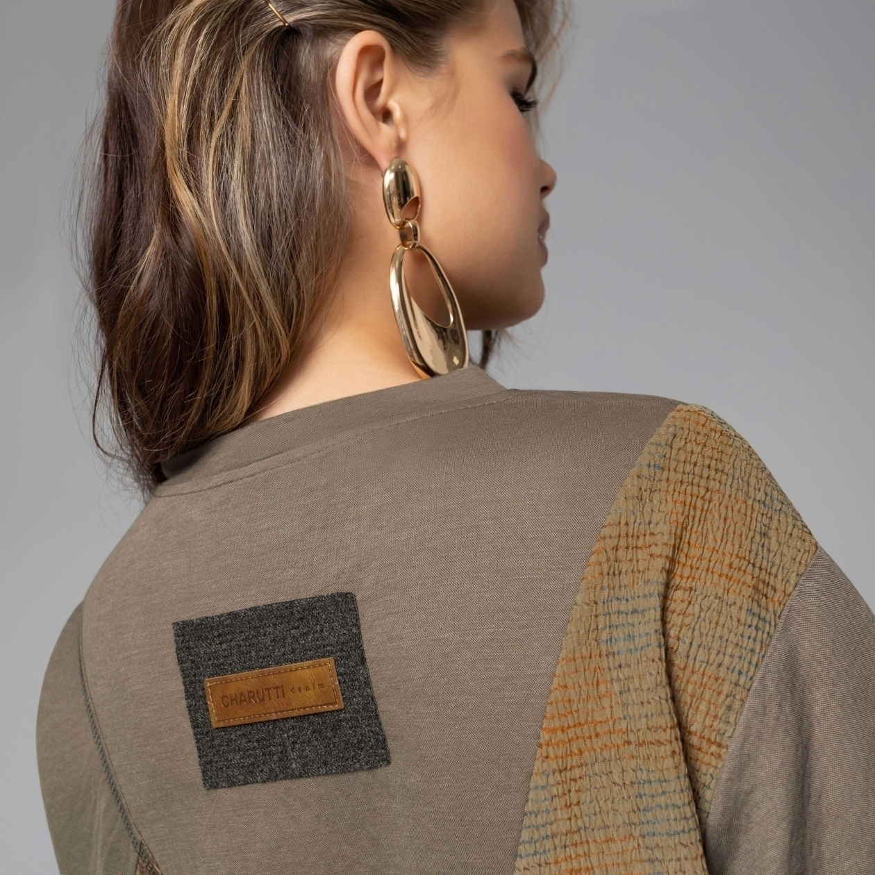 Футболка Грань опасности (фэшн). Состав: 50% п/э, 30% вискоза, 15% нейлон, 5% спандекс