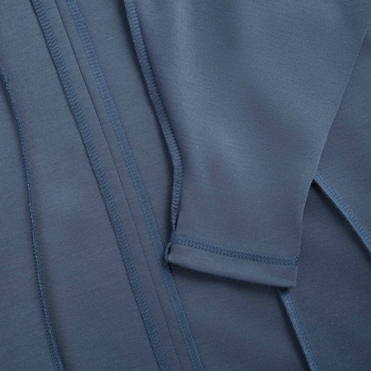 Платье-футляр Больше, чем просто платье. Состав: 65% п/э, 30% вискоза, 5% спандекс