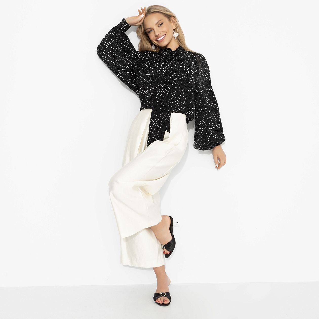 Блуза Привлекаю удачу (модная). Состав: 95% полиэстер, 5% эластан