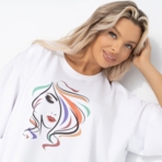 Футболка Красота внутри. Состав: 65% п/э, 30% вискоза, 5% стрейч