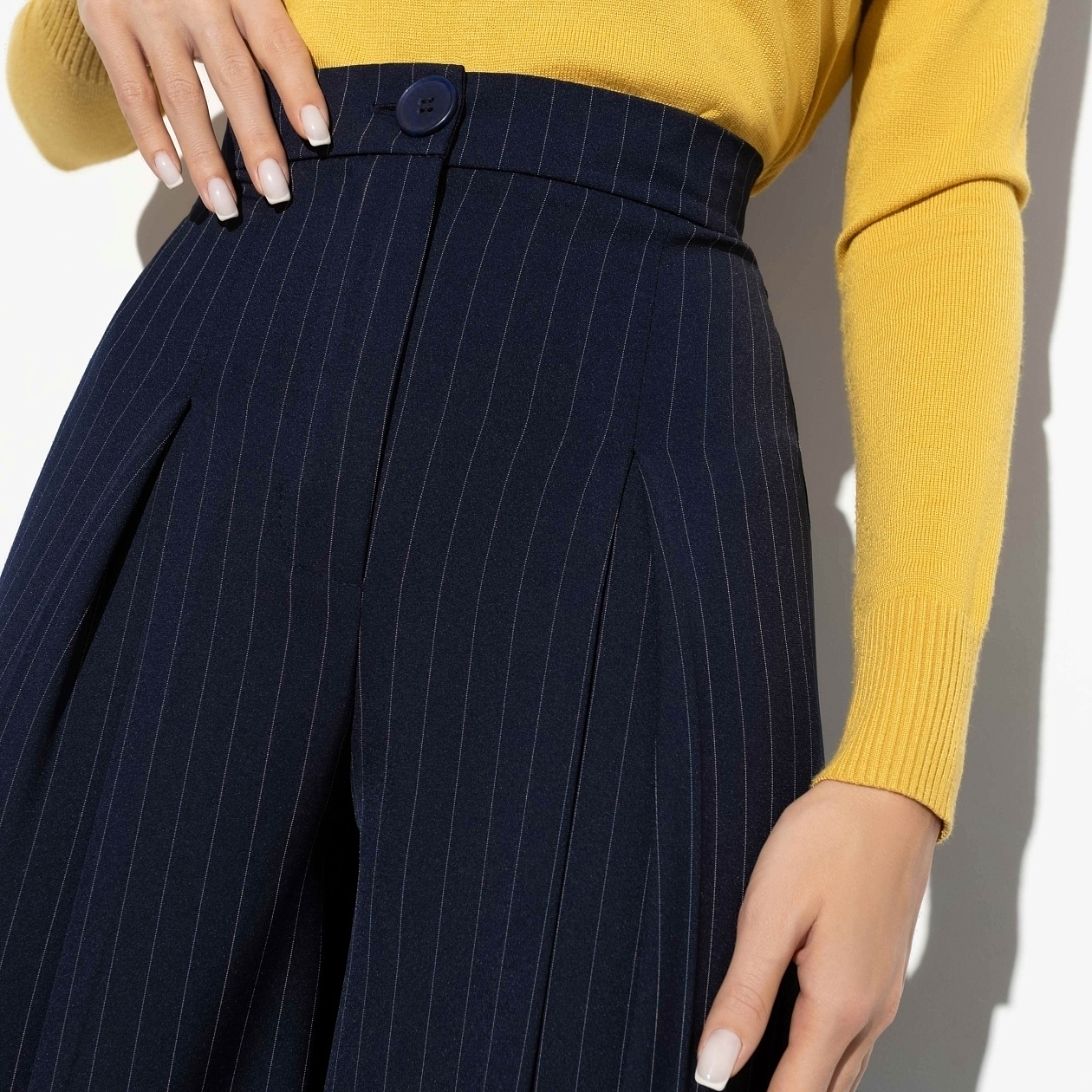 Брюки Фирменный знак леди (new). Состав: 60% полиэстер, 37% вискоза, 3% спандекс