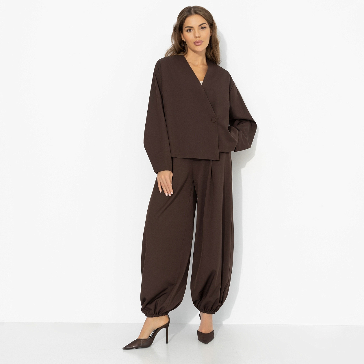 Брючный костюм Стиль говорит (2 в 1). Состав: 65% п/э, 30% вискоза, 5% эластан