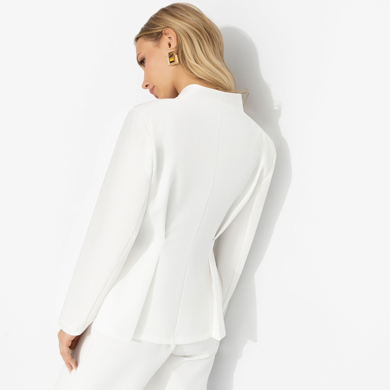 Жакет Слишком крута (кристалл). Состав: 95% п/э, 5% эластан