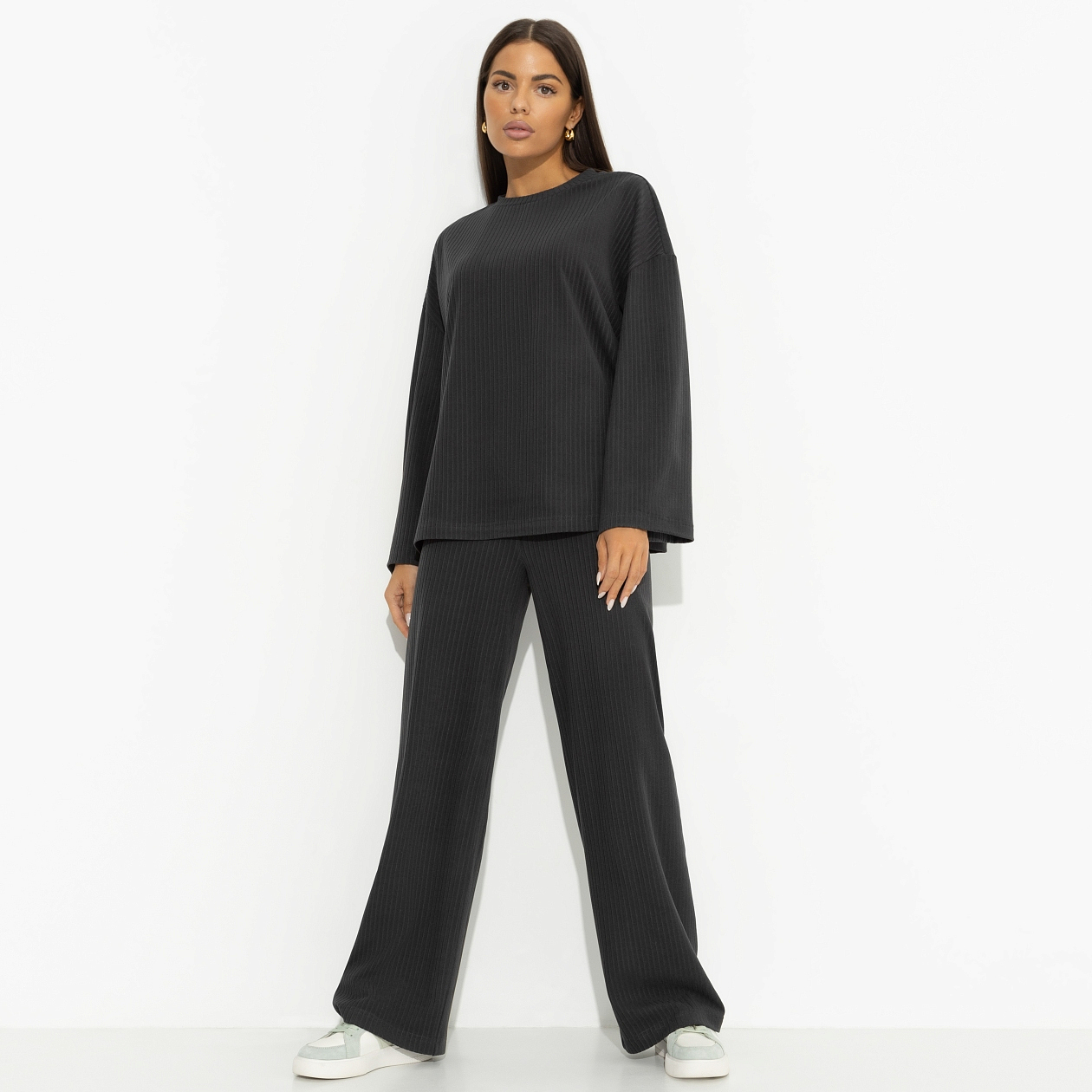 Лонгслив Приду во снах . Состав: 40% п/э, 35% вискоза, 20% акрил, 5% спандекс