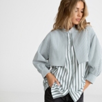 Вне конкуренции. Состав: 65% п/э, 30% вискоза, 5% спандекс