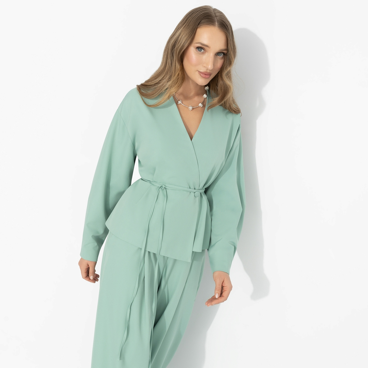 Стиль говорит (2 в 1, мята) . Состав: 65% п/э, 30% вискоза, 5% эластан