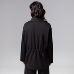 Свобода движений. Состав: 35% п/э, 30% вискоза, 30% нейлон, 5% спандекс