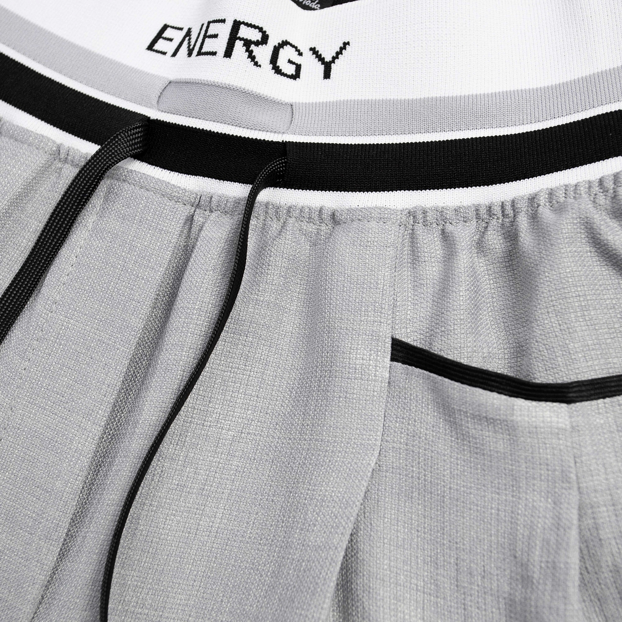 Брюки Красота в движении. Состав: 60%  п/э, 30%  вискоза, 5% спандекс, 5% нейлон