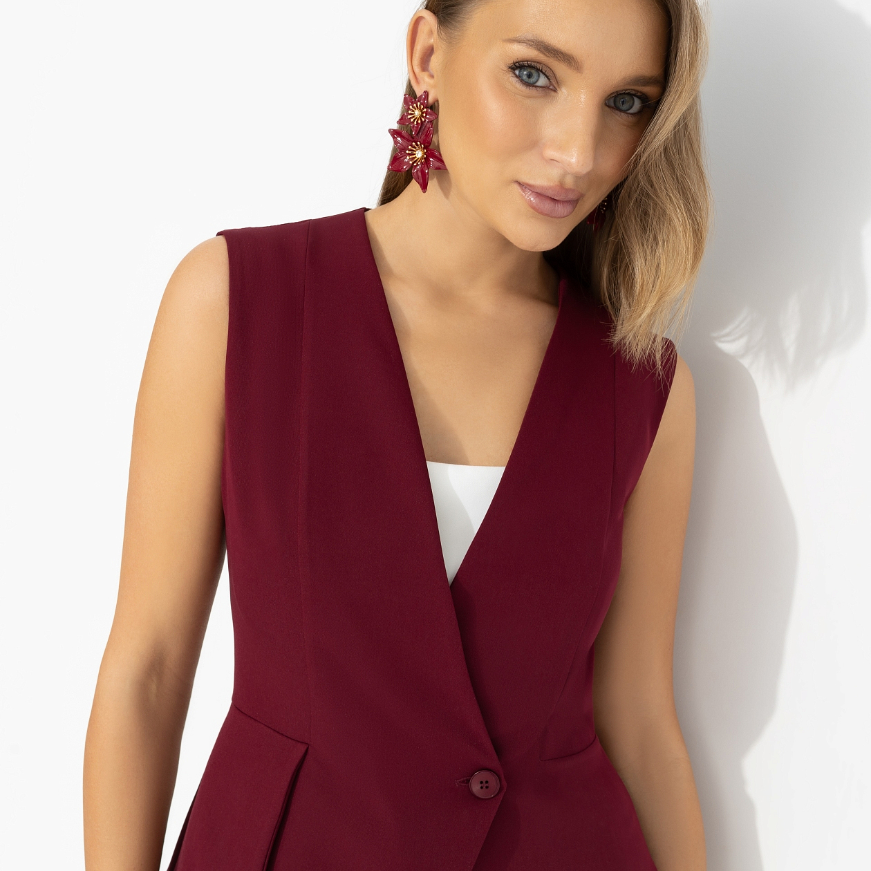 Стильный лидер (бордовый). Состав: 72% п/э, 22% вискоза, 6% спандекс