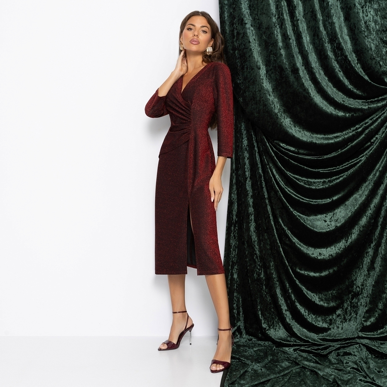 Платье Любовный расклад (страстный роман). Состав: 95% п/э, 5% эластан