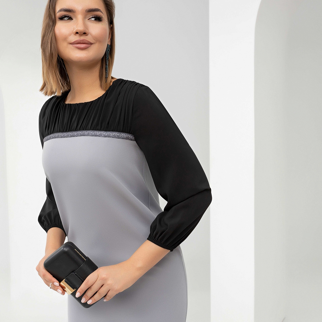 Платье На грани фантазий. Состав: 60% п/э, 37% вискоза, 3% спандекс