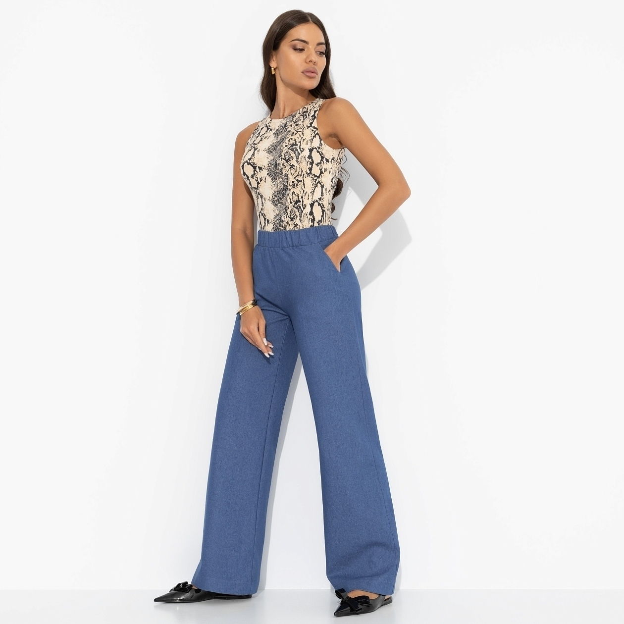 Брюки На стиле и без суеты. Состав: 95% коттон, 5% спандекс