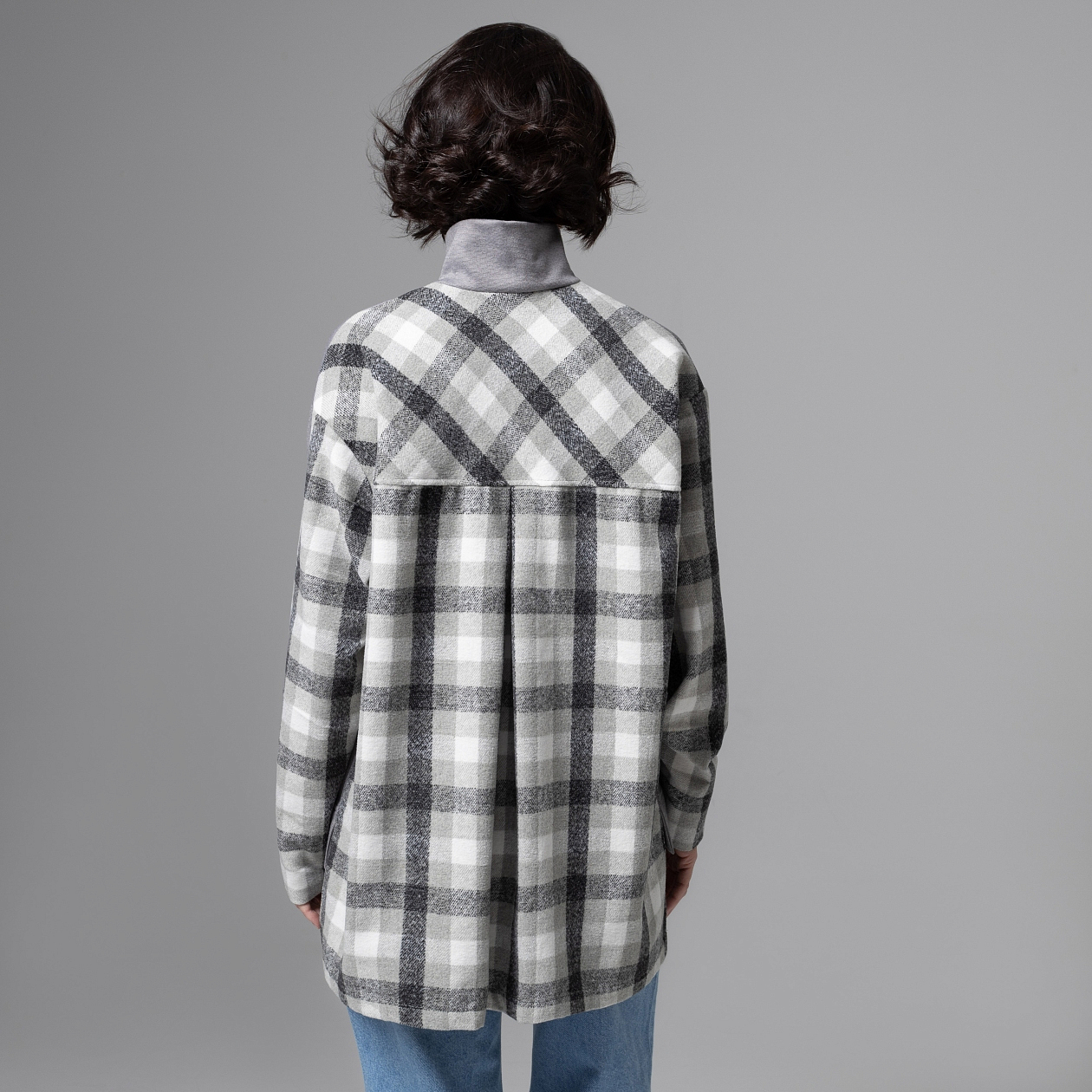 Путешествие начинается (пасмурное небо). Состав: 65% п/э, 30% вискоза, 5% спандекс