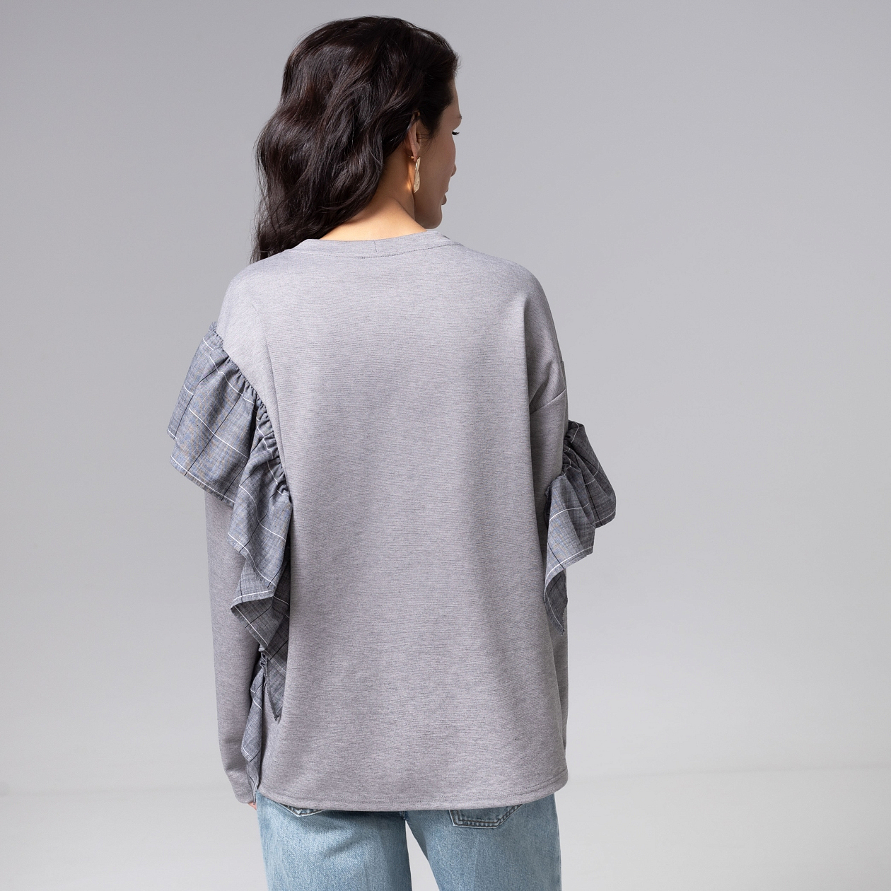 Лонгслив Гардеробная магия. Состав: 65% п/э, 30% вискоза, 5% спандекс