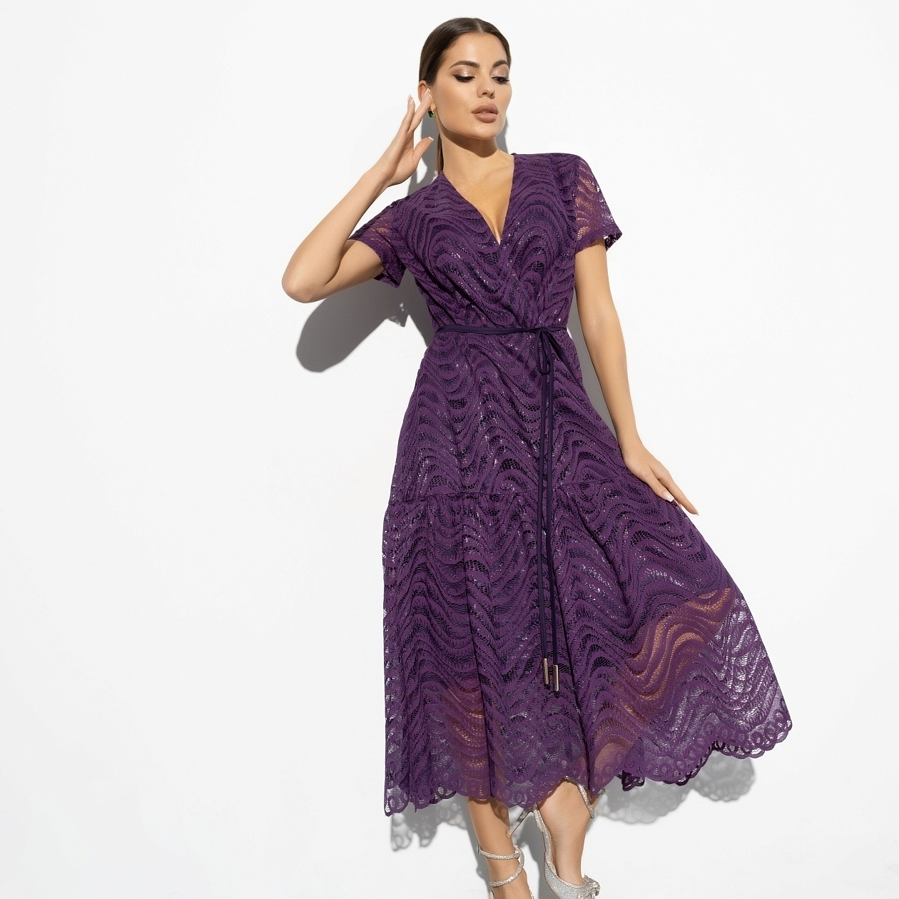 Платье Роскошь в деталях (violet, нью, с поясом). Состав: 95% п/э, 5% спандекс